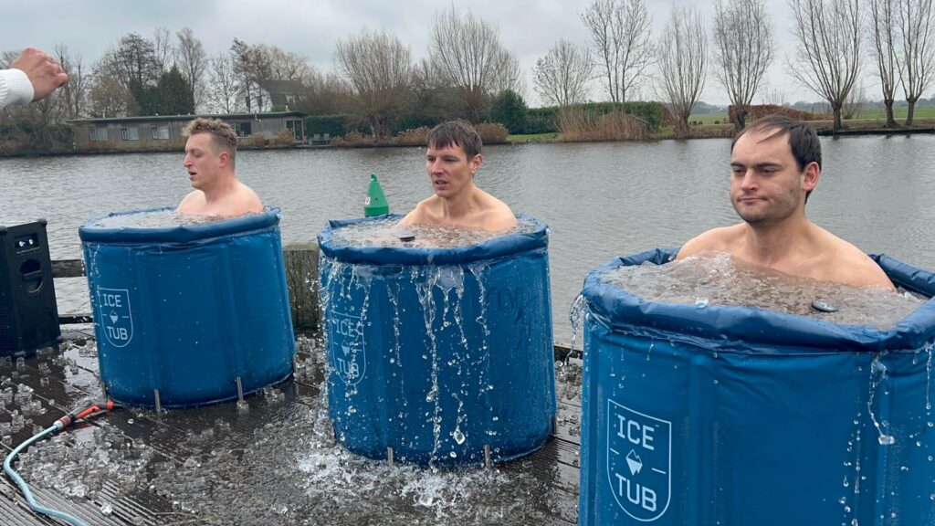 ijsbazen ice bath team